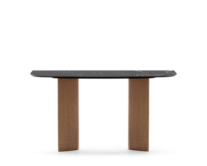 Sandy: Table with elliptical wood top and wooden legs | Calligaris