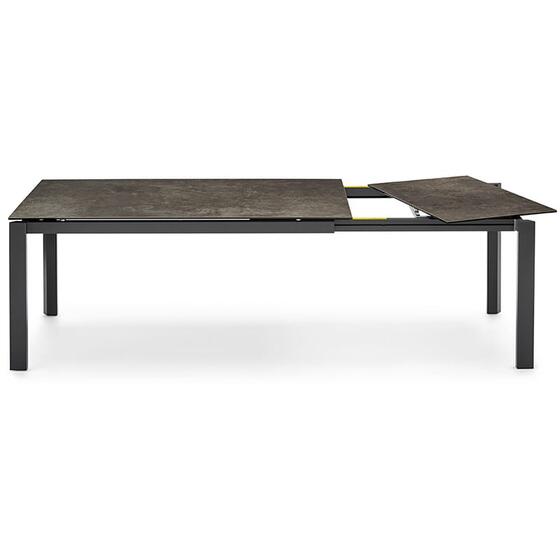 ダイニングテーブル Calligaris Duca extendable Dining table Duca: Table with extendable rectangular top and metal legs